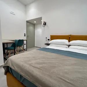 Bed & Breakfast La Stella Di, Naples