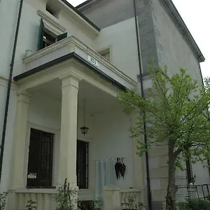 Le Maddalene , Verona Italia